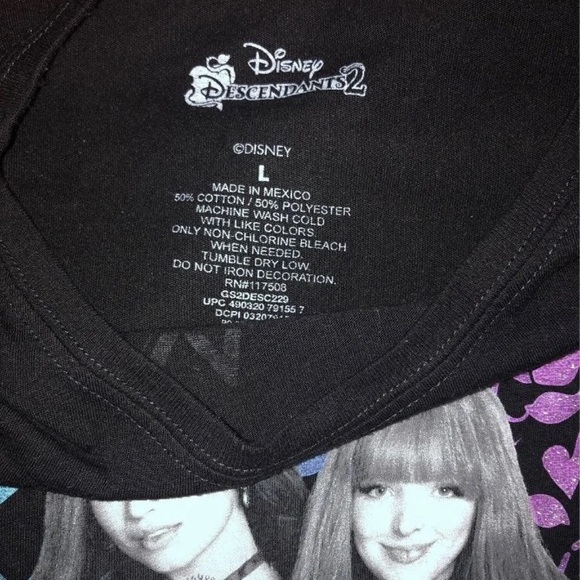 Set of 3 Disney descendants 2 shirts tops - Picture 3 of 8